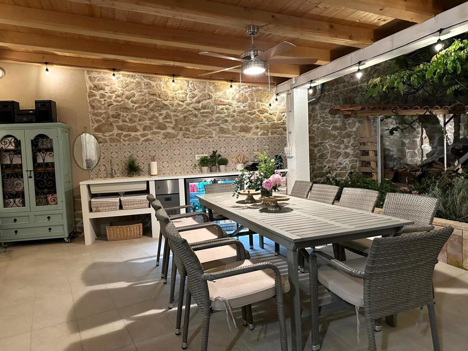 Homestay Cotton House